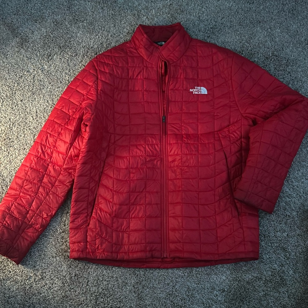 North Face men’s puffer size Large